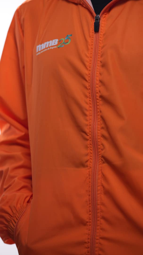 Rompevientos Naranja 2025 - Image 3